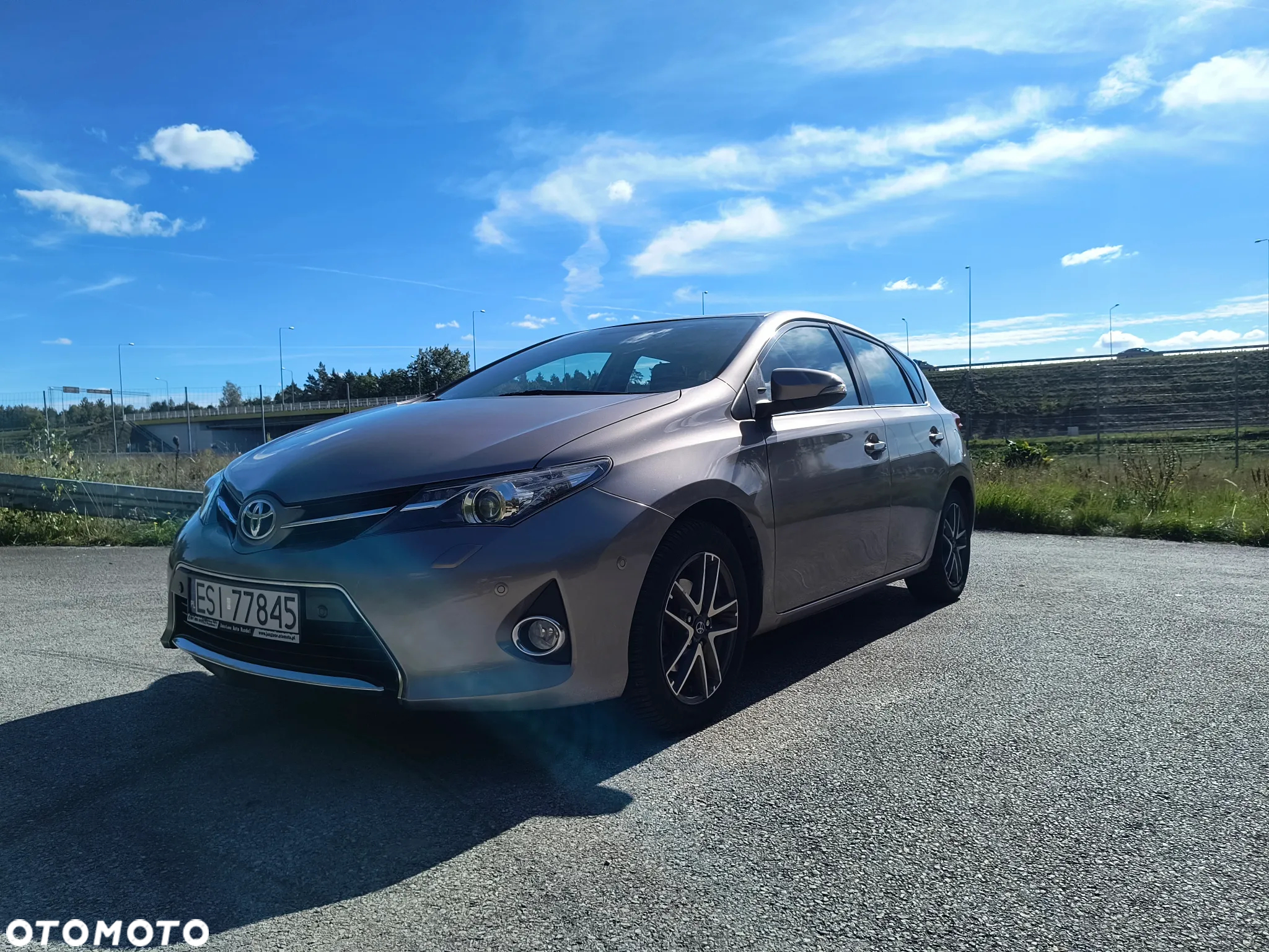 Toyota Auris 1.6 Premium Comfort - 31