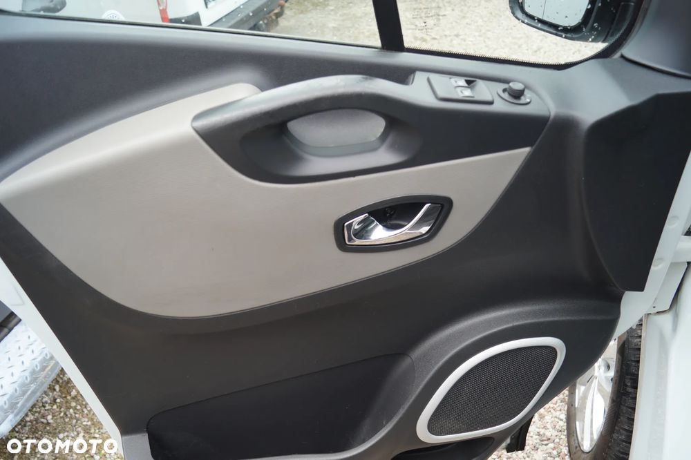 Renault Trafic - 27