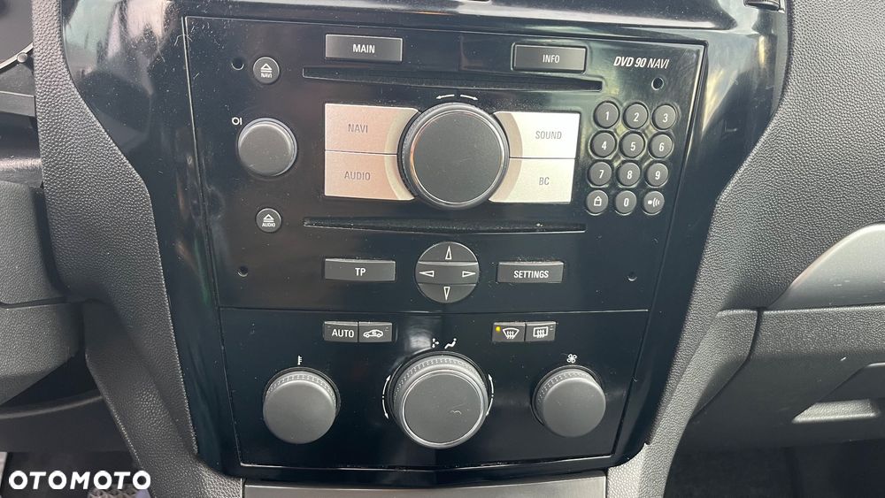 Opel Zafira 1.7 CDTI Essentia - 17