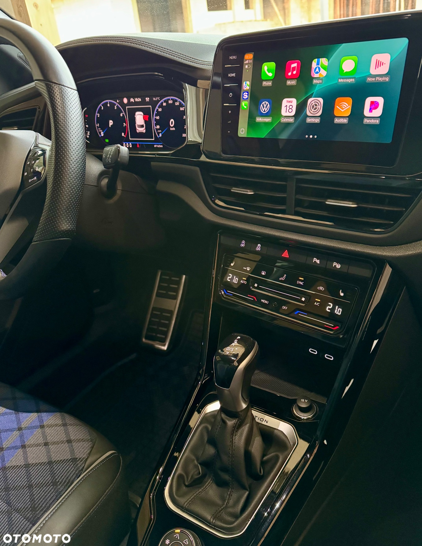 Volkswagen T-Roc 2.0 TSI 4Motion R DSG - 2