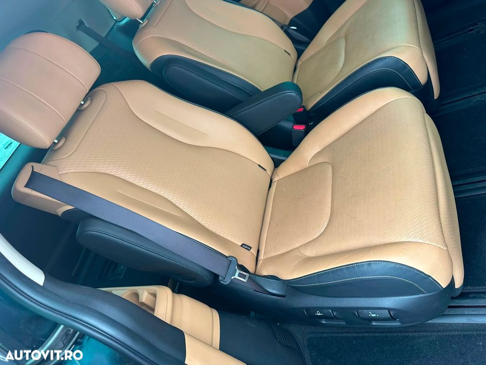 KIA Carnival 2022 — imagine 8