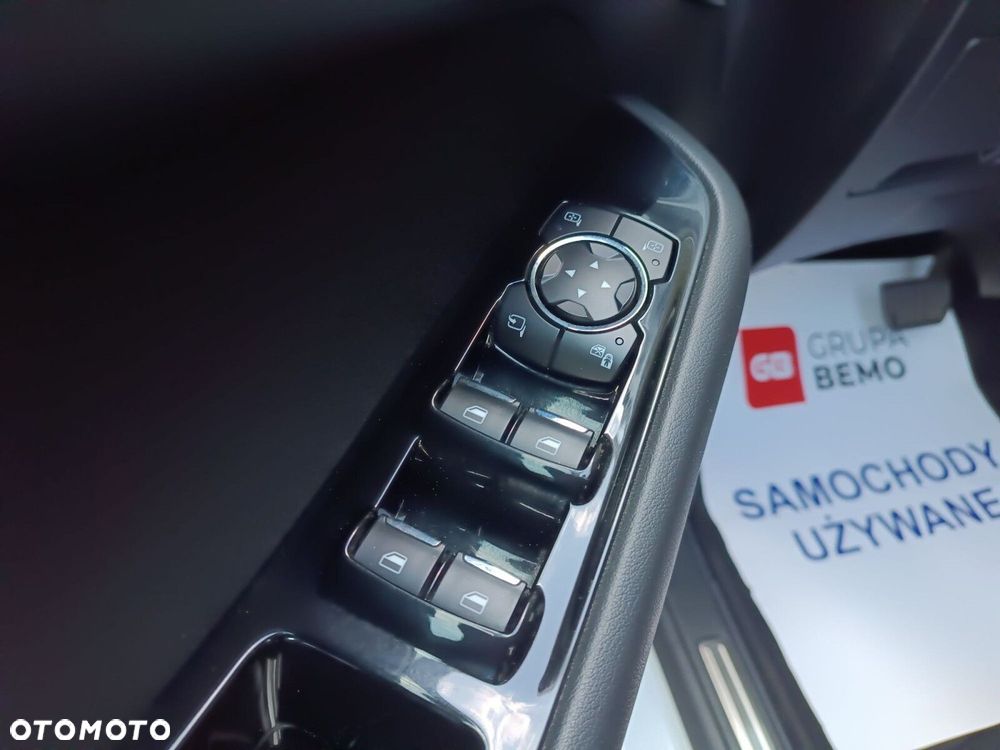 Ford S-Max 2.5 Hybrid Titanium CVT - 29