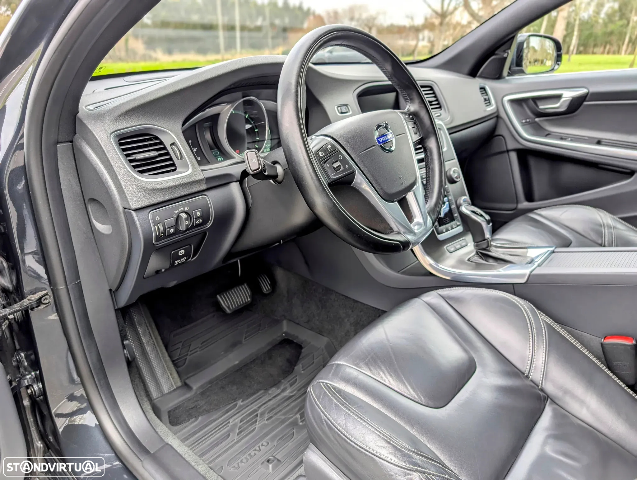 Volvo V60 - 16
