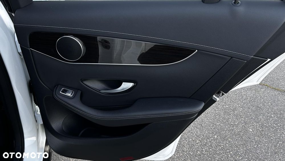 Mercedes-Benz GLC 200 d 4-Matic - 28