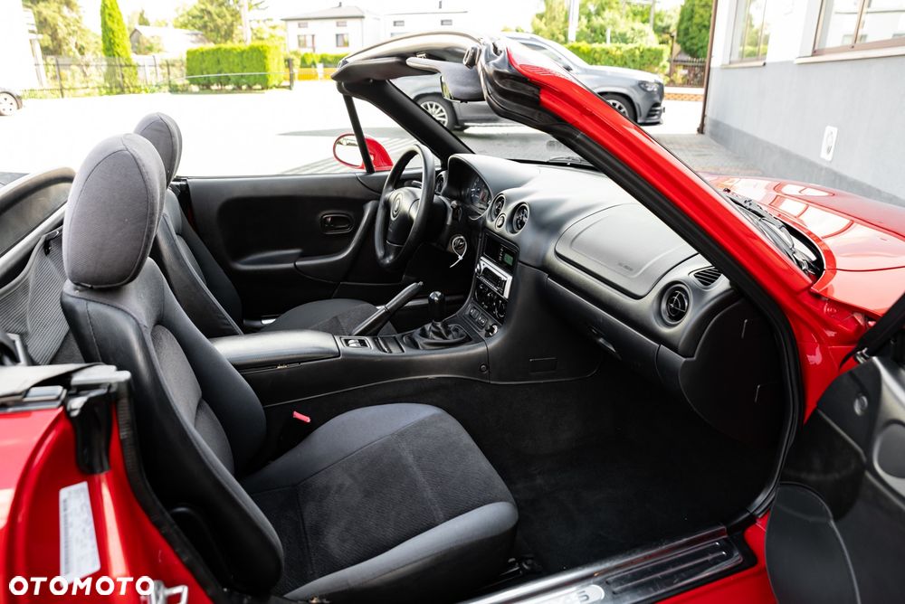 Mazda MX-5 1.6i 16V - 23