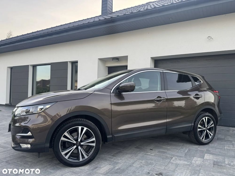 Nissan Qashqai 1.3 DIG-T N-Connecta - 36