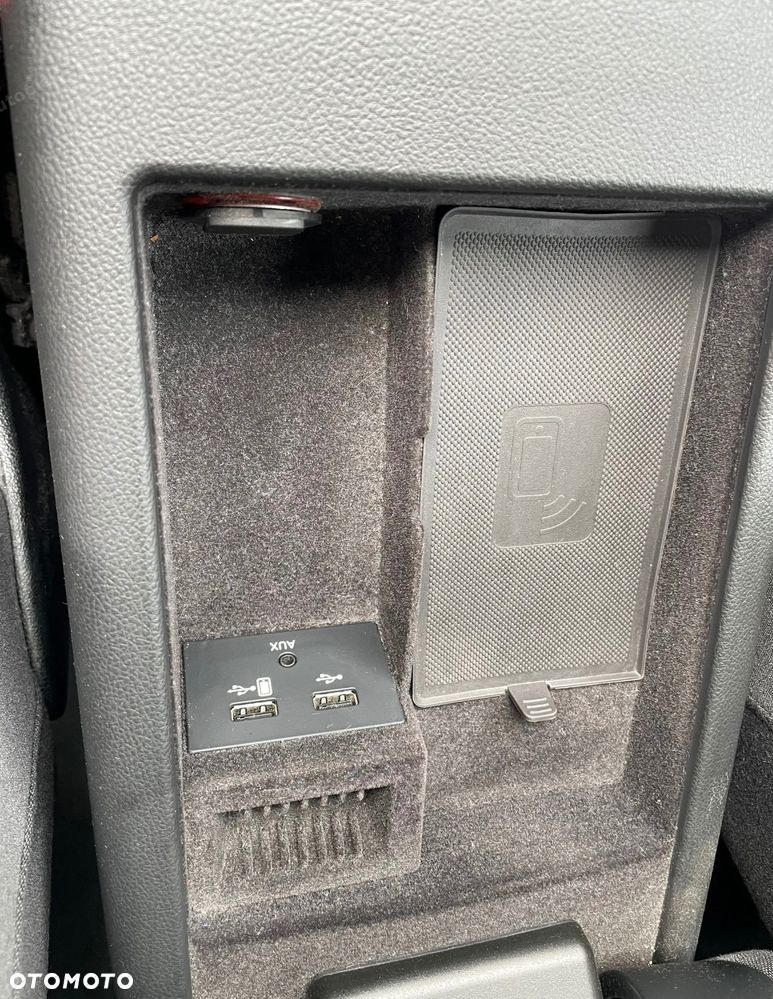 Audi A6 Avant 2.0 TDI ultra - 23