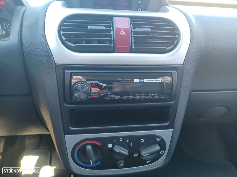Opel Corsa 1.3 CDTI Enjoy - 10