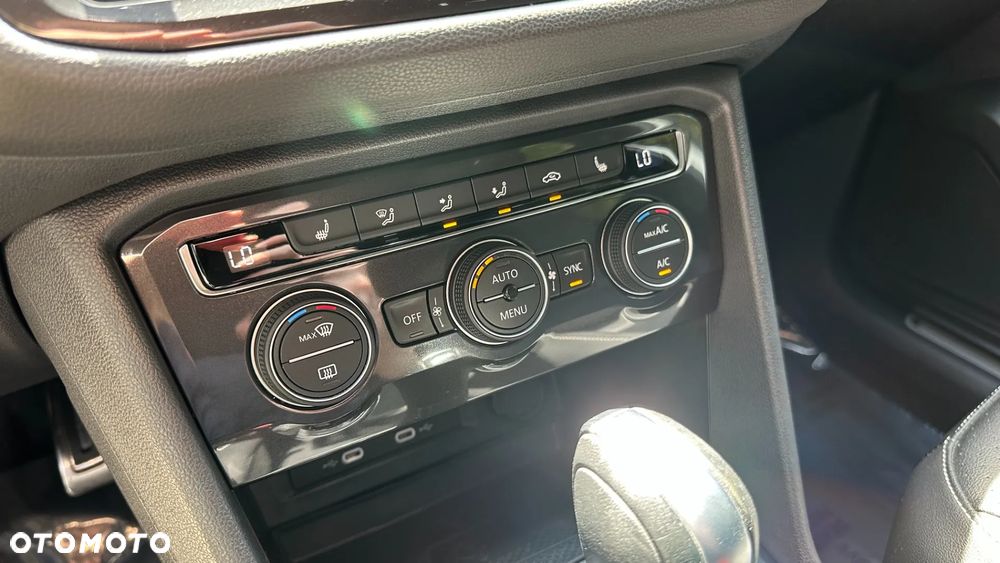 Volkswagen Tiguan - 17