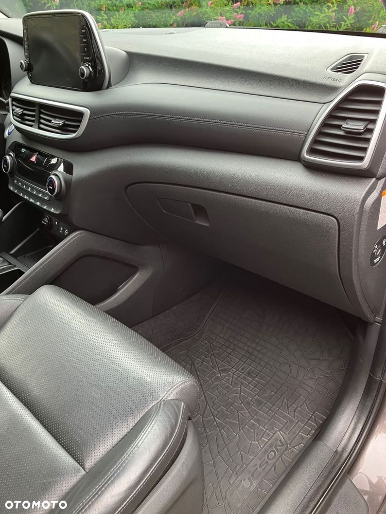 Hyundai Tucson 1.6 CRDi 48V-Hybrid 4WD DCT Prime - 13