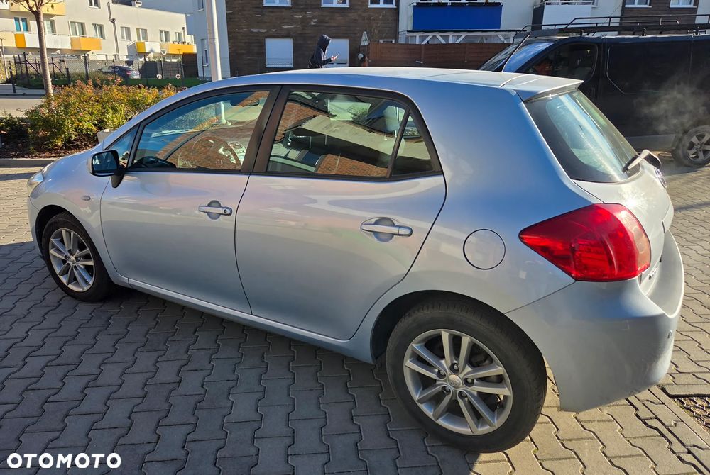 Toyota Auris 1.4 VVT-i Sol - 4