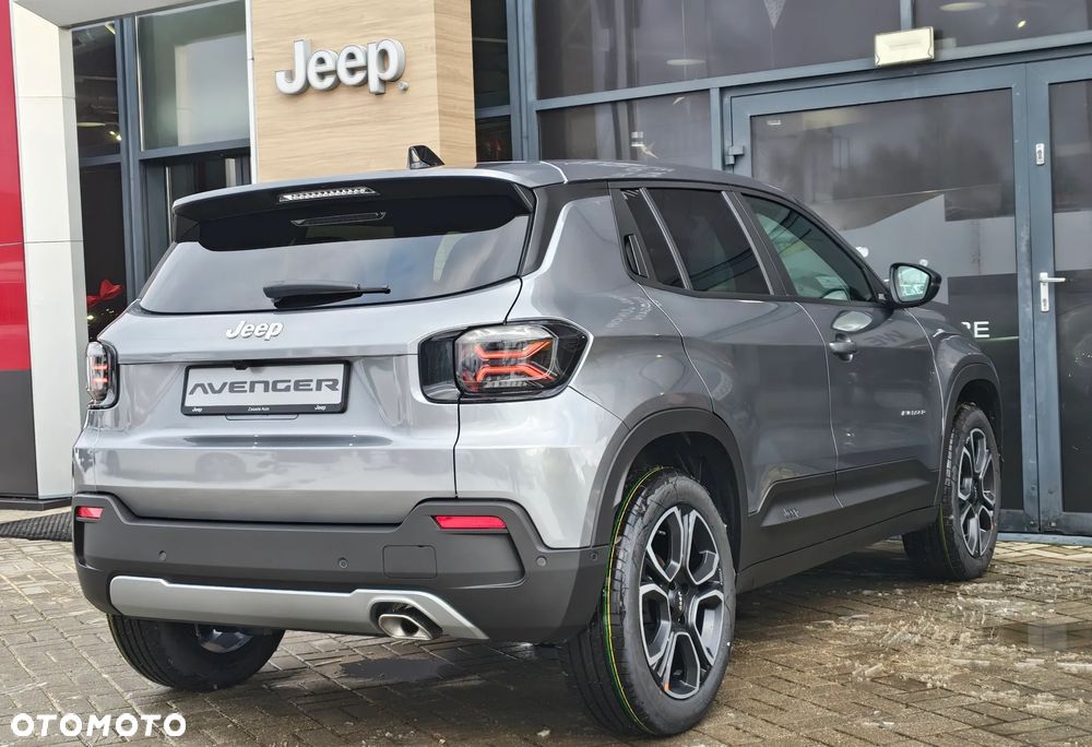 Jeep Avenger 1.2 T3 mHEV Summit FWD eDCT6 - 23