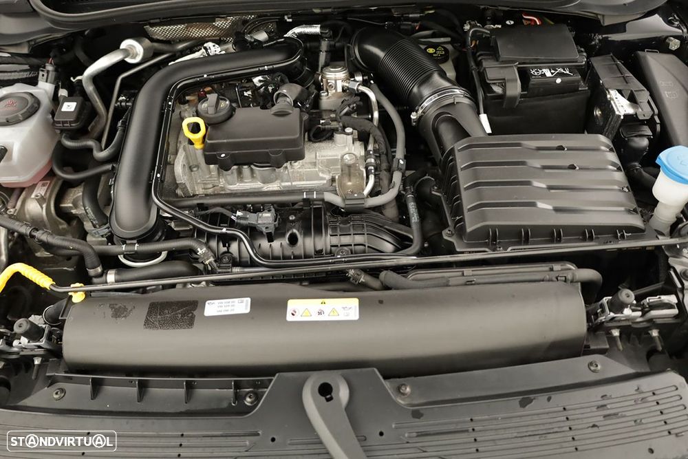 VW Taigo 1.0 TSI Urban DSG - 23