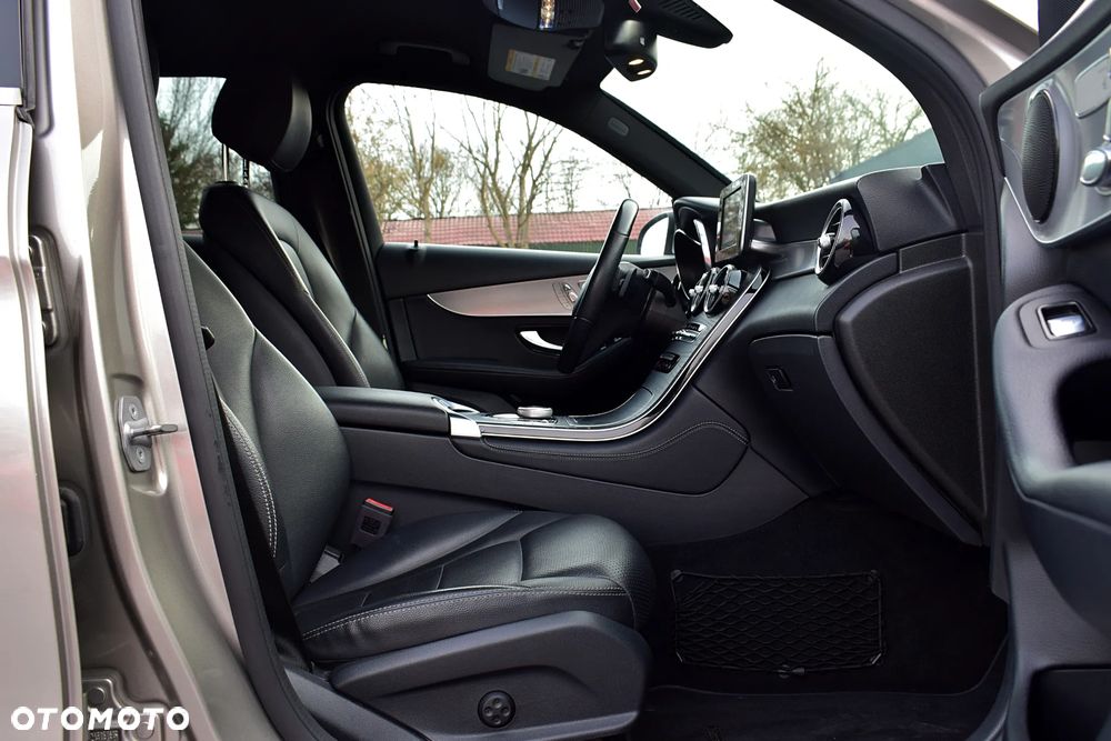 Mercedes-Benz GLC - 8