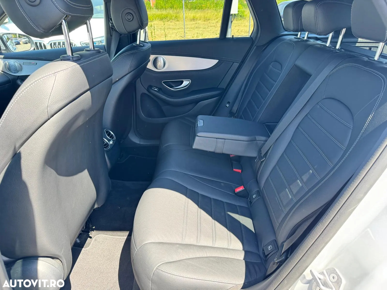 Mercedes-Benz GLC 250 d 4MATIC - 24
