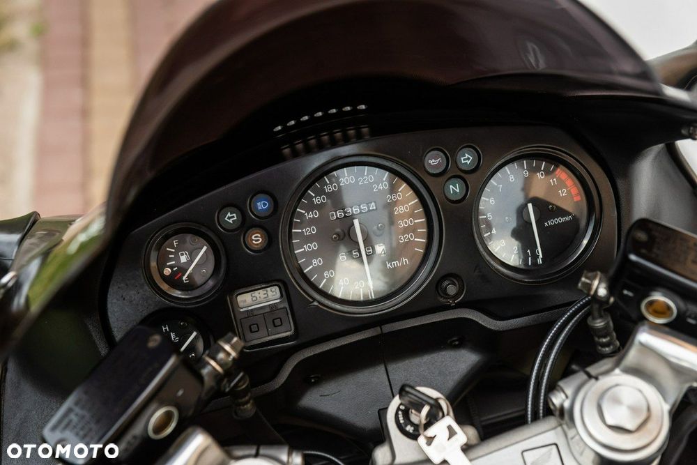 Honda CBR - 9