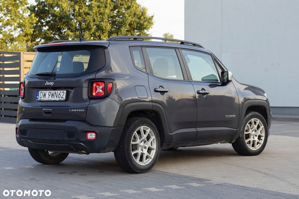 Jeep Renegade 1.5 T4 mHEV Limited FWD S&S DCT - 17