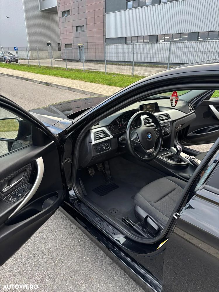 BMW Seria 3 316d Touring - 7