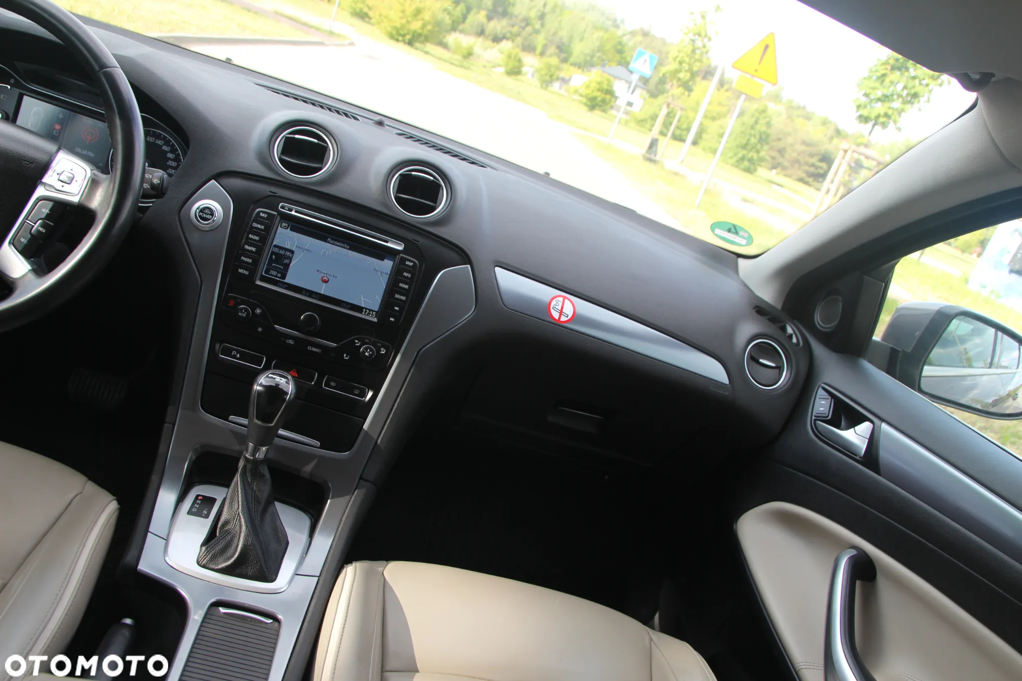 Ford Mondeo - 26