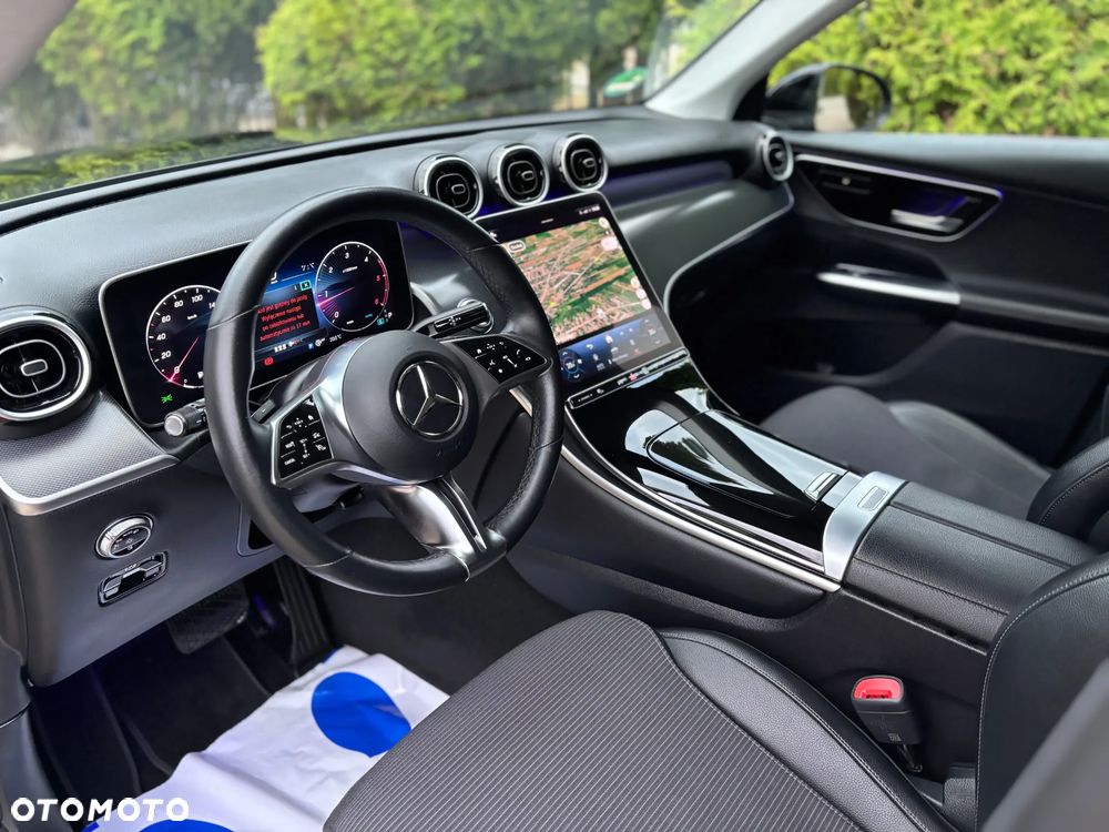 Mercedes-Benz GLC 220 d 4Matic 9G-TRONIC Avantgarde Advanced - 29