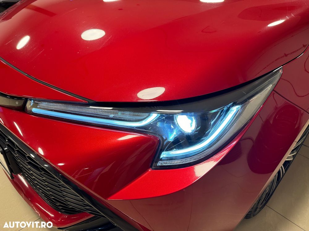 Toyota Corolla 1.8 Hybrid Team Deutschland - 34