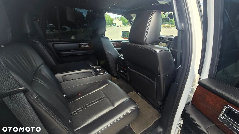 Lincoln Navigator - 20