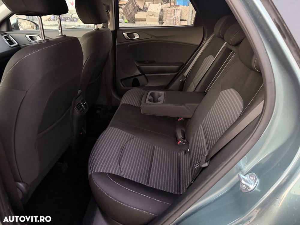 Kia XCeed 1.5 T-GDI 6MT MHEV Style - 13
