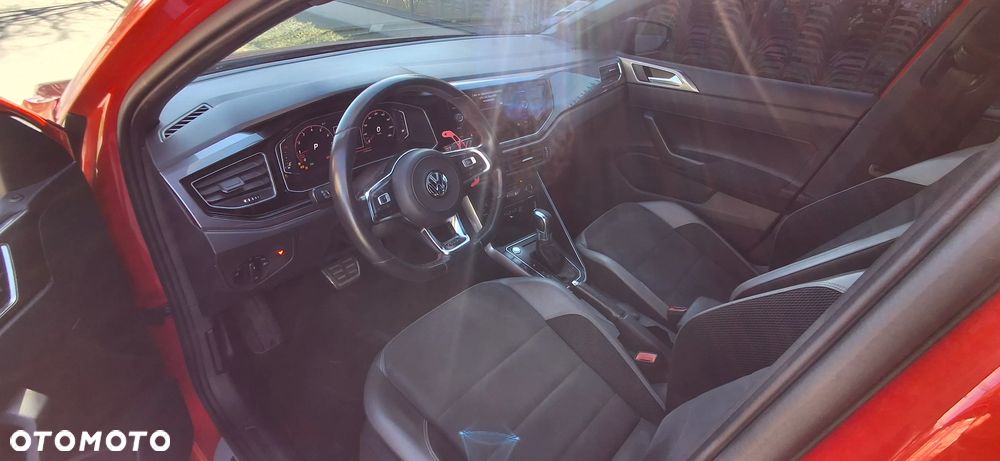 Volkswagen Polo 2.0 TSI DSG GTI - 13
