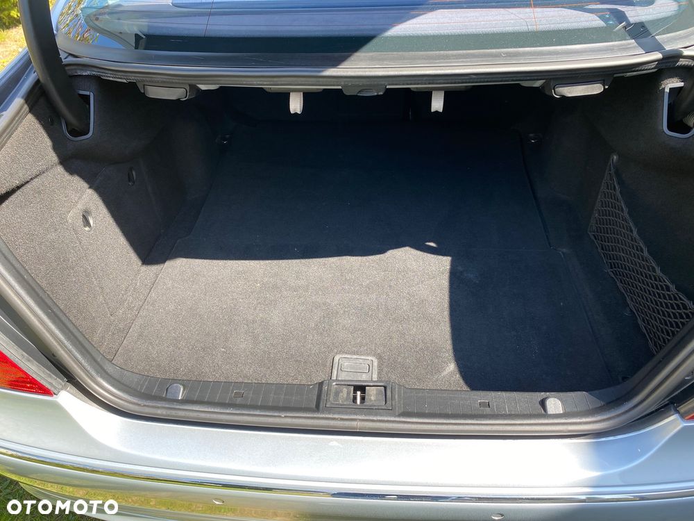 Mercedes-Benz Klasa E - 28