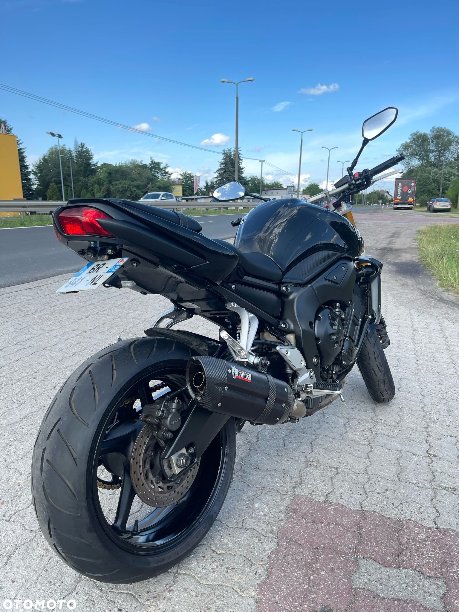 Yamaha FZ - 5