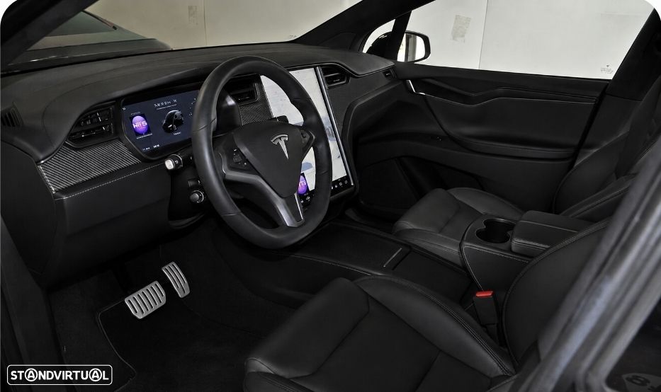 Tesla Model X P100D - 32