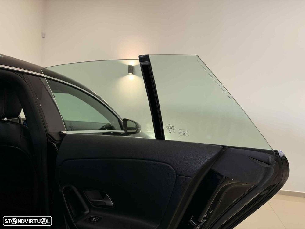 Mercedes-Benz CLA 250 e Shooting Brake Style Plus - 20