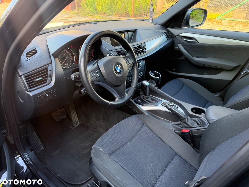 BMW X1 xDrive20d - 8