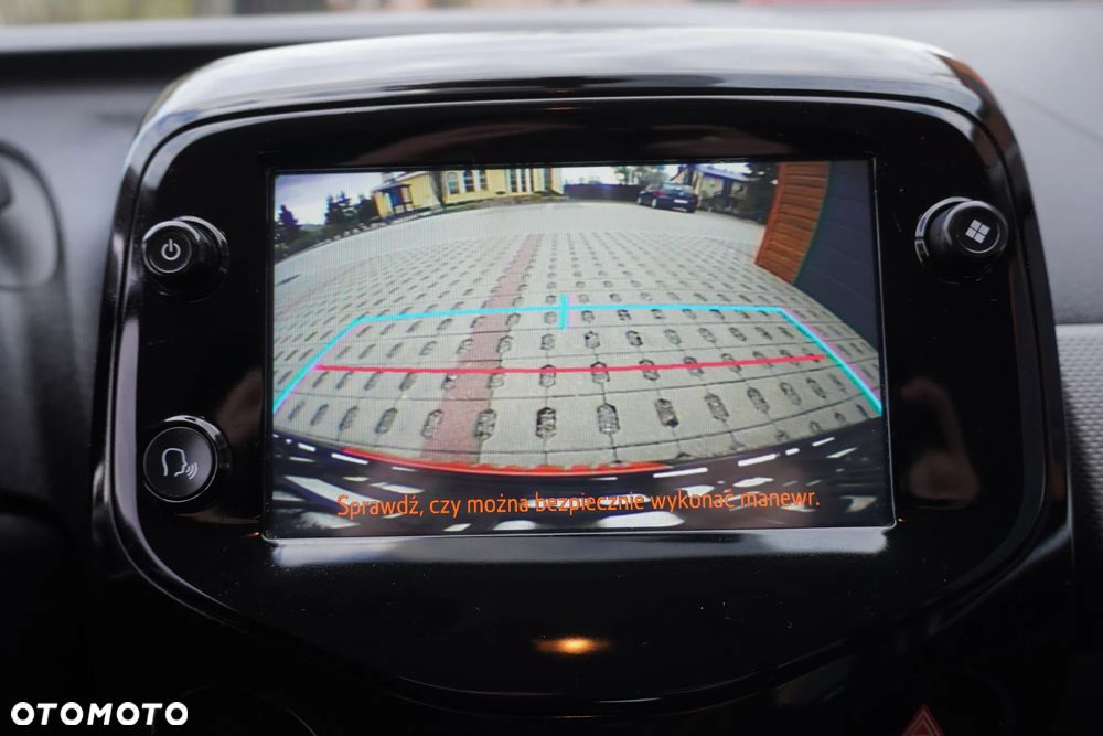 Peugeot 108 VTI 72 ETG5 Top Allure - 22