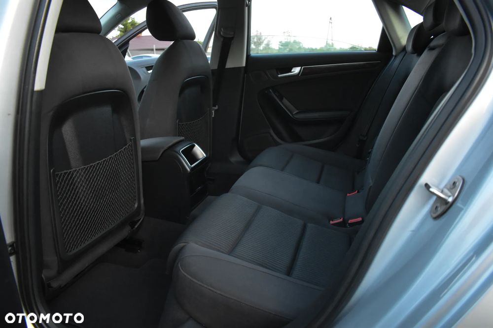 Audi A4 Limousine 2.0 TDI - 11