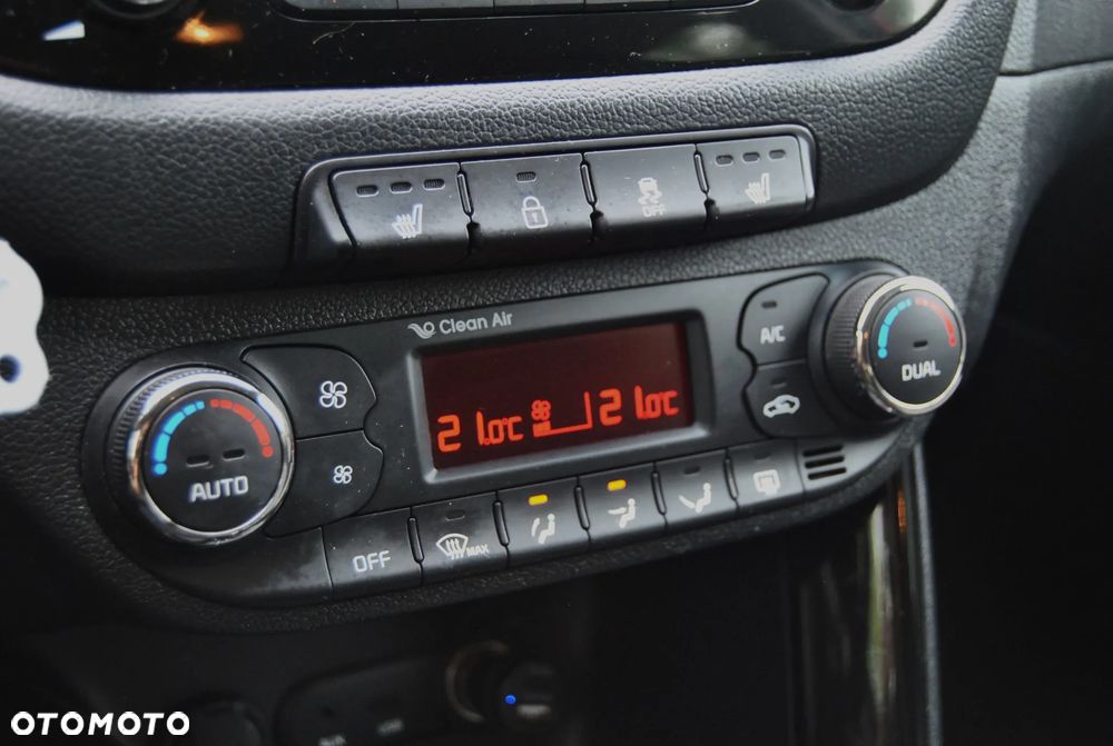 Kia Ceed 1.6 GDI DCT Vision - 13