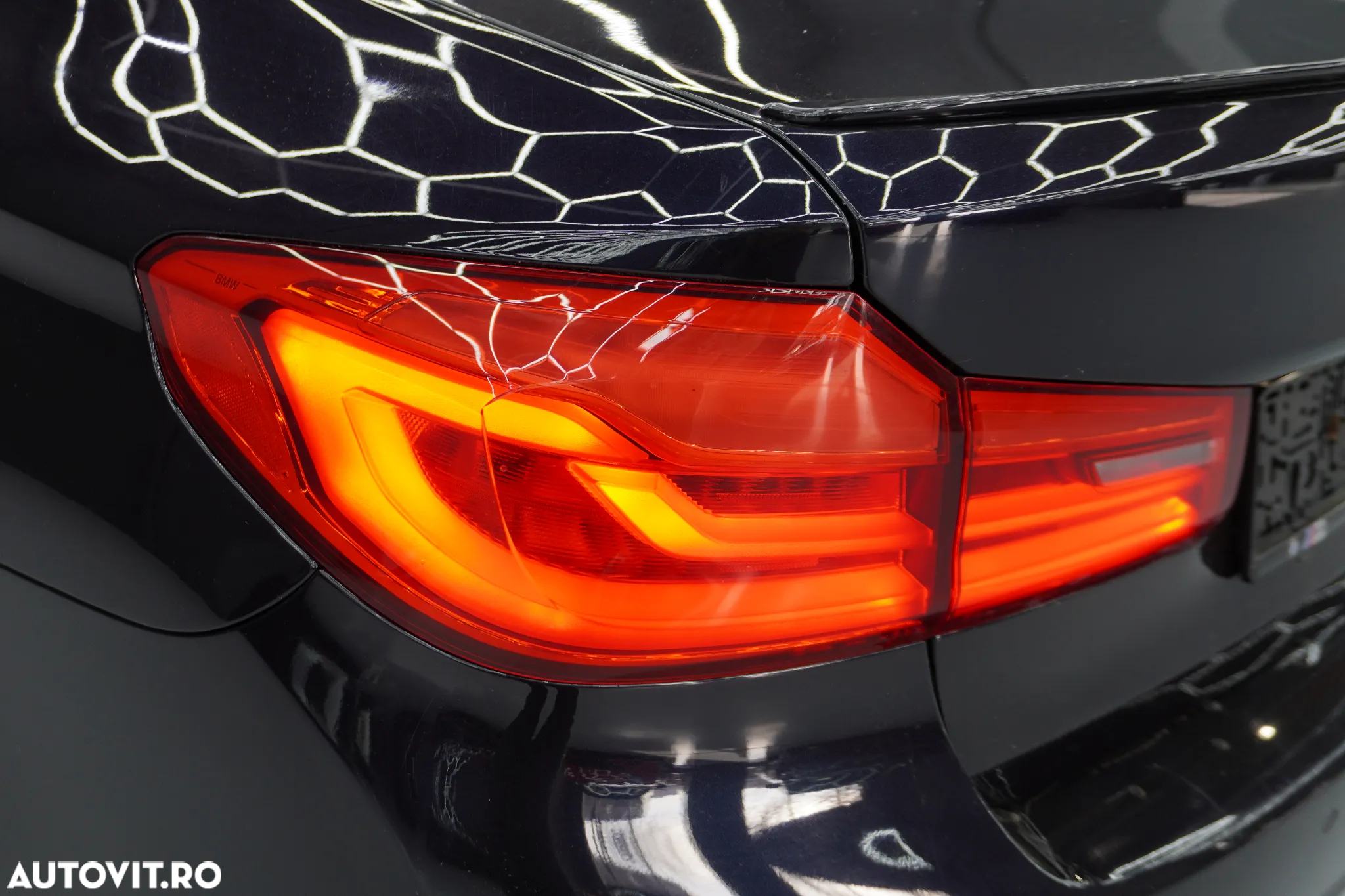 BMW Seria 5 530d xDrive AT - 26