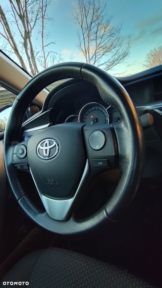 Toyota Corolla 1.6 Comfort - 3