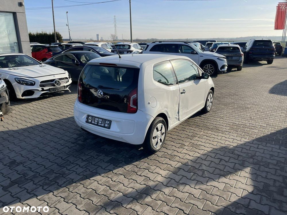 Volkswagen up! 1.0 street EU6 - 4