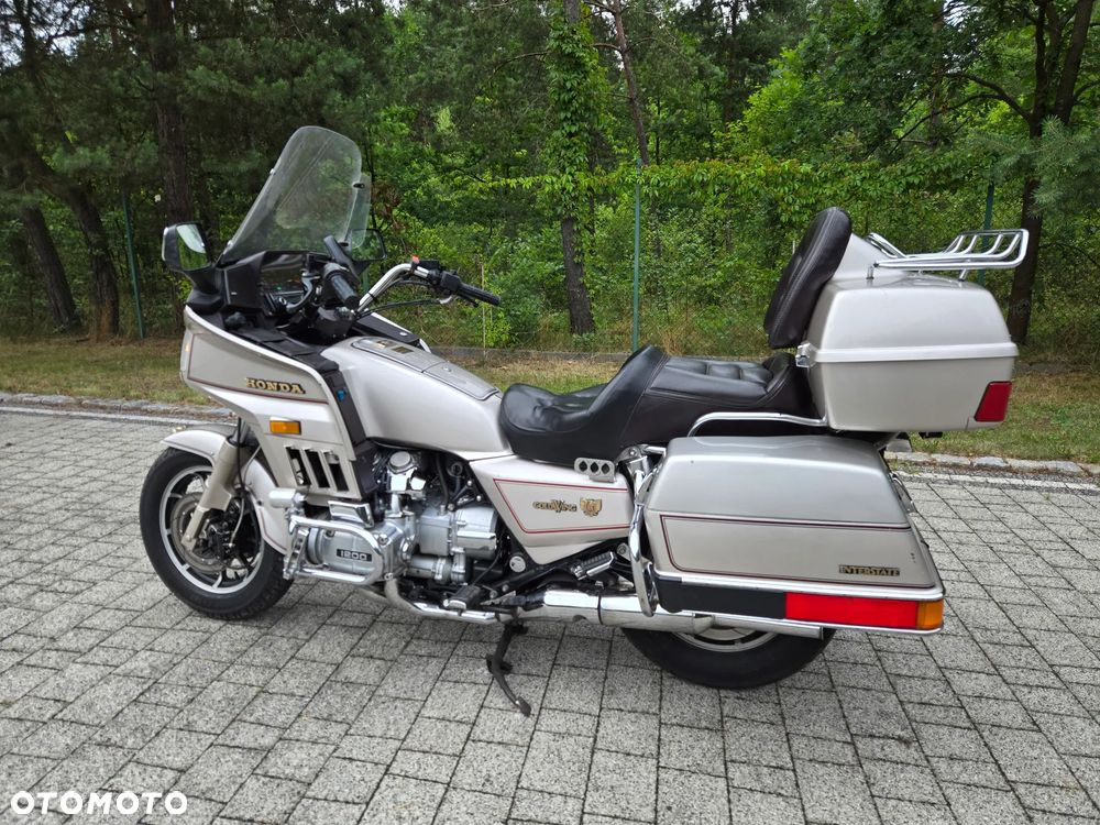 Honda GL - 18