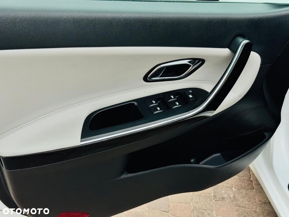 Kia Ceed 1.6 GDI Dream Team Edition - 24