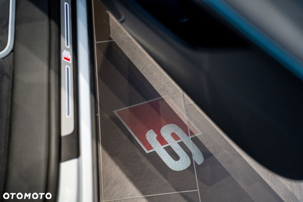 Audi Q8 - 23
