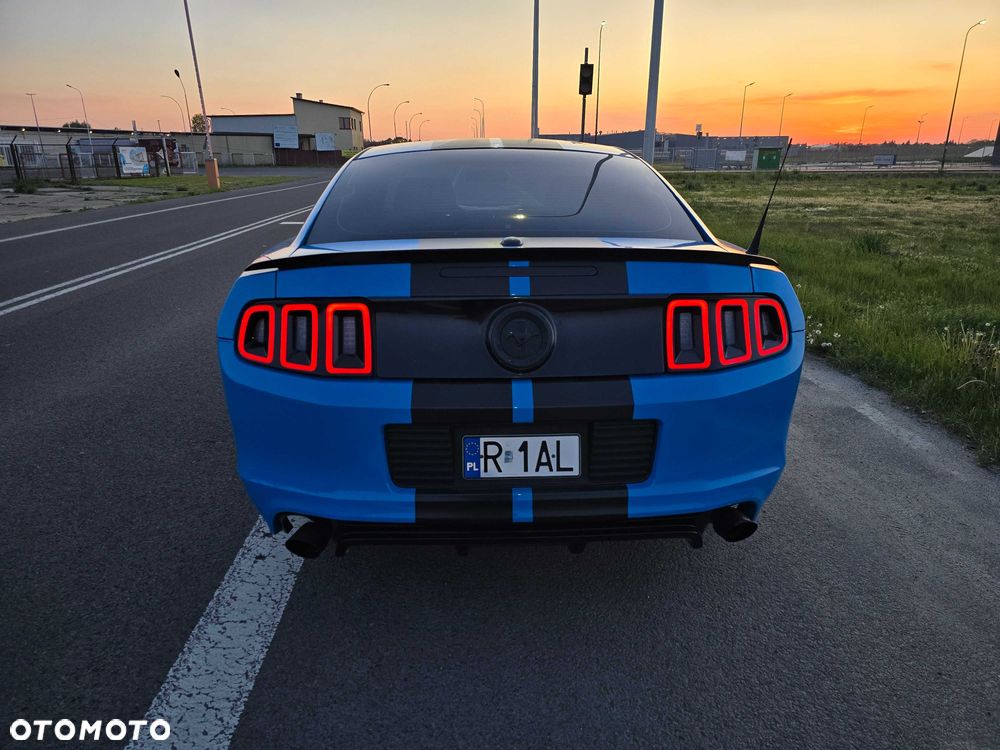 Ford Mustang - 11
