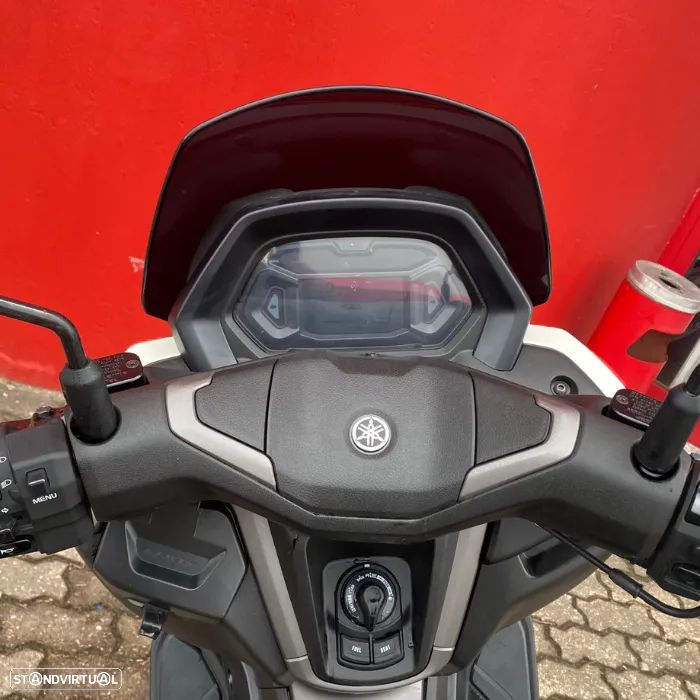 Yamaha NMAX 125 - 7