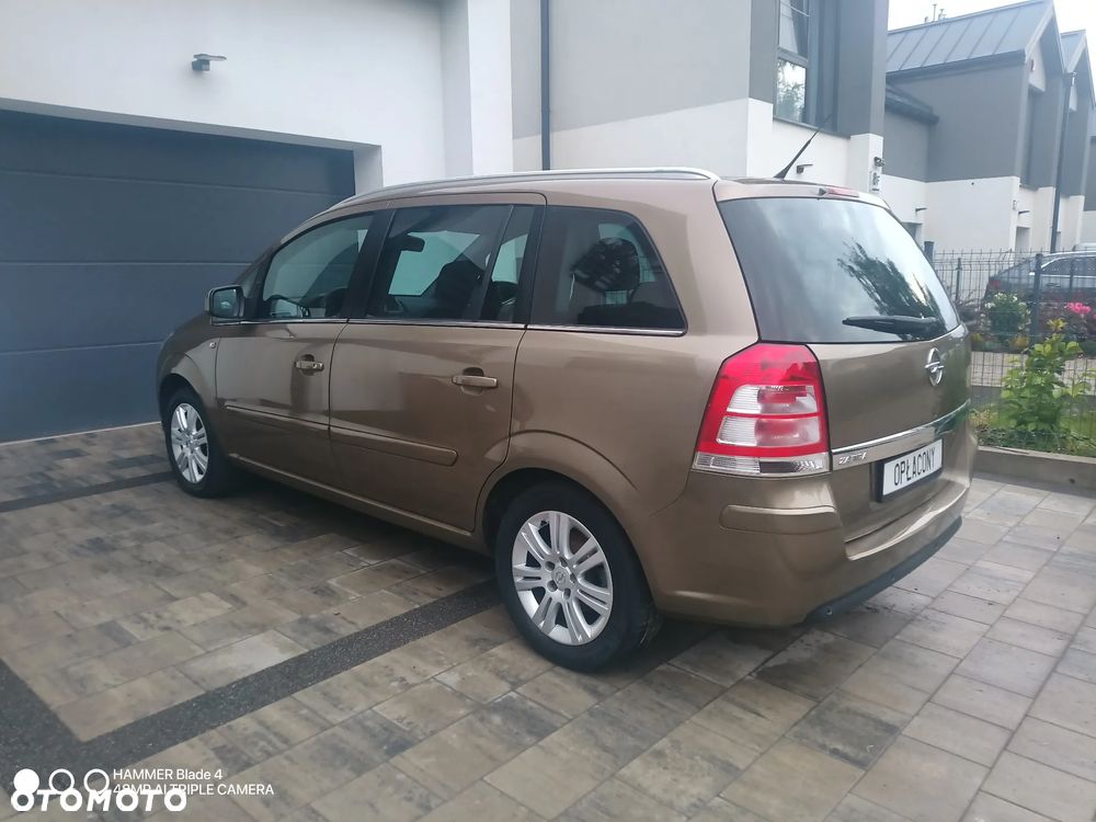 Opel Zafira 1.8 Family Plus - 5