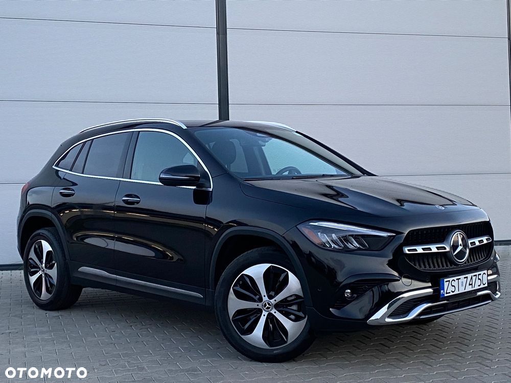 Mercedes-Benz GLA 250 - 14