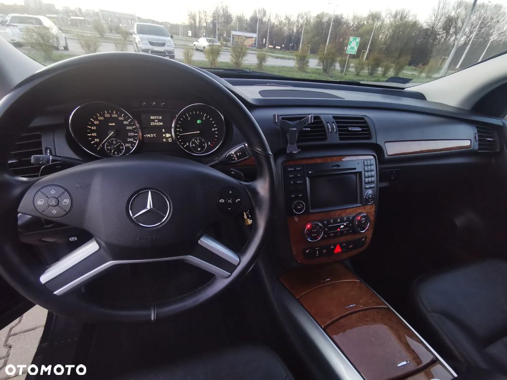 Mercedes-Benz Klasa R 350 CDI 4-Matic - 38