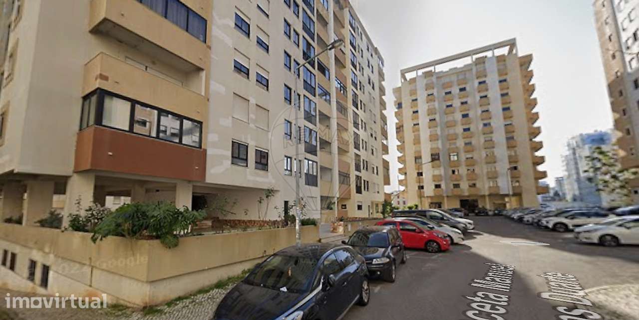 Garagem  para arrendamento - Grande imagem: 2/3