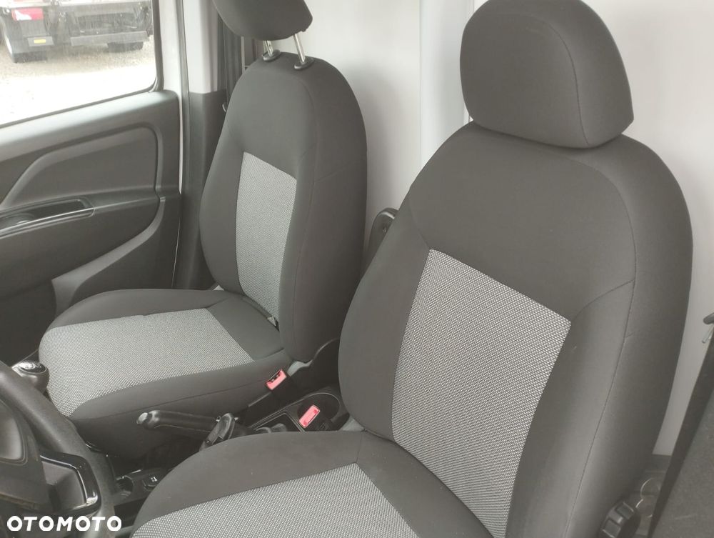 Fiat Doblo Chłodnia 105KM 2 zasilania chłodni Klima - 21