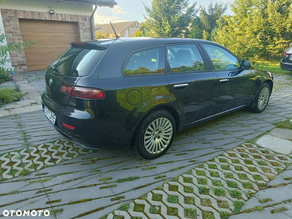 Alfa Romeo 159 - 2